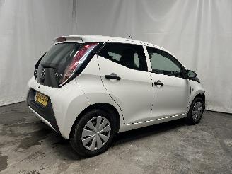 Toyota Aygo Aygo (B40) Hatchback 1.0 12V VVT-i (1KR-FE) [51kW]  (05-2014/06-2018) picture 6