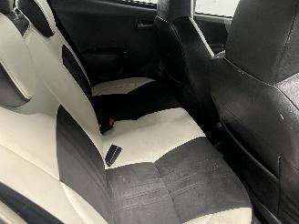 Suzuki Alto Alto Hatchback 5-drs 1.0 12V (K10B) [50kW]  (01-2009/...) picture 16