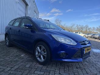 Ford Focus Focus 3 Wagon Combi 1.0 Ti-VCT EcoBoost 12V 100 (M2DA(Euro 5)) [74kW] =
 (02-2012/05-2018) picture 6