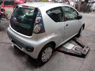 Citroën C1 C1 Hatchback 1.0 12V (384F(CFA)) [50kW]  (06-2005/09-2014) picture 3