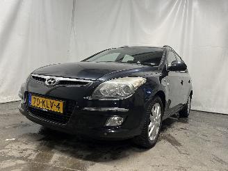skadebil auto Hyundai I-30 i30 Crosswagon (WWH) Combi 1.4 CVVT 16V (G4FA) [80kW]  (11-2009/06-201=
2) 2009/12
