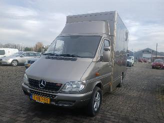 Schadeauto Mercedes Sprinter Sprinter 3t (903) Van 308 CDI 16V (OM611.987) [60kW]  (04-2000/05-2006=
) 2001/8