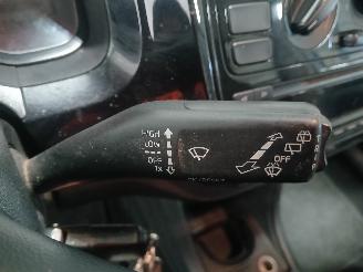 Volkswagen Up! Up! (121) Hatchback 1.0 12V EcoFuel (CPGA(Euro 6)) [50kW]  (11-2012/11=
-2023) picture 15