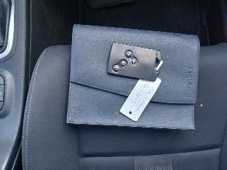 Renault Mégane Megane III Coupe (DZ) Hatchback 3-drs 1.4 16V TCe 130 (H4J-700(H4J-A7)=
) [96kW]  (04-2009/02-2016) picture 20