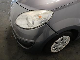 Renault Twingo Twingo II (CN) Hatchback 3-drs 1.2 (D7F-800(Euro 4)) [43kW]  (03-2007/=
09-2014) picture 14