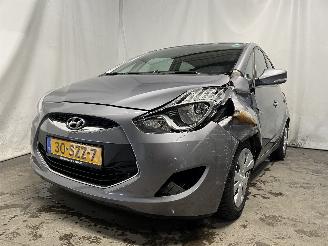 damaged passenger cars Hyundai Ix20 iX20 (JC) SUV 1.4i 16V (G4FA) [66kW]  (11-2010/07-2019) 2012/1