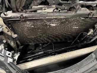 Lexus IS IS (E2) Sedan 250 2.5 V6 24V (4GRFSE) [153kW]  (08-2005/03-2013) picture 17