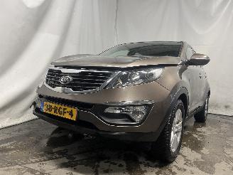 Vaurioauto  passenger cars Kia Sportage Sportage (SL) Terreinwagen 1.6 GDI 16V 4x2 (G4FD) [99kW]  (06-2010/02-=
2016) 2011/6