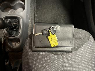 Toyota Aygo Aygo (B10) Hatchback 1.0 12V VVT-i (1KR-FE) [50kW]  (07-2005/05-2014) picture 22