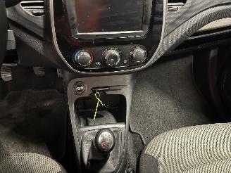 Renault Captur Captur (2R) SUV 1.5 Energy dCi 90 FAP (K9K-608(K9K-B6)) [66kW]  (06-20=
13/...) picture 21