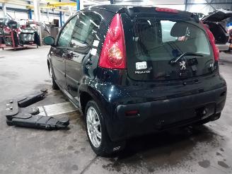 Peugeot 107 107 Hatchback 1.0 12V (384F(1KR)) [50kW]  (06-2005/05-2014) picture 4