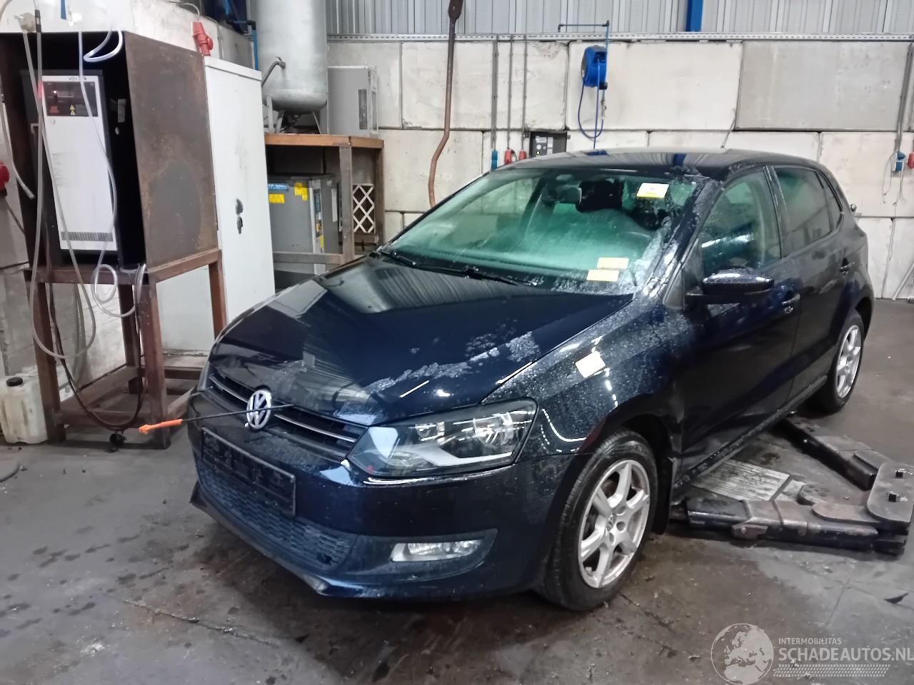 Volkswagen Polo Polo V (6R) Hatchback 1.6 TDI 16V 90 (CAYB(Euro 5)) [66kW]  (06-2009/0=
5-2014)