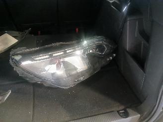 Peugeot 5008 5008 II (M4/MC/MJ/MR) MPV 1.2 12V e-THP PureTech 130 (EB2DTS(HNY)) [96=
kW]  (12-2016/12-2024) picture 33