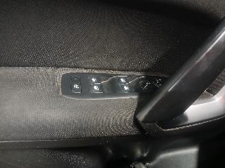 Peugeot 308 308 SW (L4/L9/LC/LJ/LR) Combi 5-drs 1.6 BlueHDi 120 (DV6FC(BHZ)) [88kW=
]  (03-2014/12-2021) picture 18