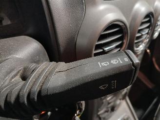 Opel Antara Antara (LA6) SUV 2.4 16V 4x2 (Z24SED(Euro 4)) [103kW]  (09-2008/12-201=
1) picture 16