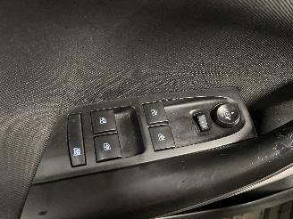 Opel Astra Astra K Sports Tourer Combi 1.6 CDTI 110 16V (B16DTE) [81kW]  (04-2016=
/08-2019) picture 11