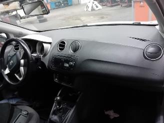 Seat Ibiza Ibiza ST (6J8) Combi 1.2 TDI Ecomotive (CFWA) [55kW]  (04-2010/05-2015=
) picture 5