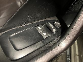 Peugeot 2008 2008 (CU) MPV 1.2 Vti 12V PureTech 82 (EB2F(HMZ)) [60kW]  (03-2013/12-=
2018) picture 13