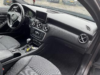 Mercedes A-klasse A (W176) Hatchback 1.6 A-180 16V (M270.910) [90kW]  (09-2012/05-2018) picture 16