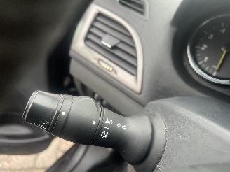 Renault Mégane Megane III Berline (BZ) Hatchback 5-drs 1.5 dCi 110 (K9K-656(K9K-G6)) =
[81kW]  (02-2009/02-2016) picture 17