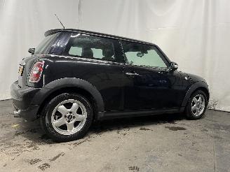 Mini Mini Mini (R56) Hatchback 1.4 16V One (N12-B14A) [70kW]  (11-2006/03-2010) picture 6