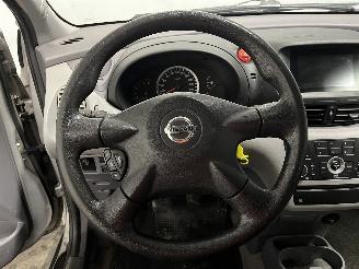 Nissan Almera Almera Tino (V10M) MPV 1.8 16V (QG18DE) [85kW]  (12-2002/02-2006) picture 19