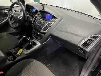 Ford Focus Focus 3 Hatchback 1.6 EcoBoost 16V (JQDB(Euro 5)) [110kW]  (07-2010/05=
-2018) picture 8