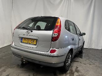 Nissan Almera Almera Tino (V10M) MPV 1.8 16V (QG18DE) [84kW]  (08-2000/02-2006) picture 5