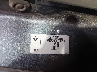 Renault Clio Clio IV (5R) Hatchback 5-drs 0.9 Energy TCE 90 12V (H4B-408(H4B-B4)) [=
66kW]  (11-2012/08-2021) picture 5