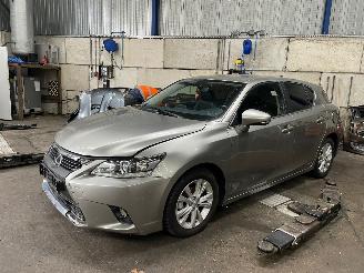 Lexus Ct CT 200h Hatchback 1.8 16V (2ZR-FXE) [100kW]  (09-2011/...) picture 1
