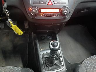 Kia Cee d Cee'd Sporty Wagon (EDF) Combi 1.4 16V (G4FA) [80kW]  (09-2007/12-2012=
) picture 18