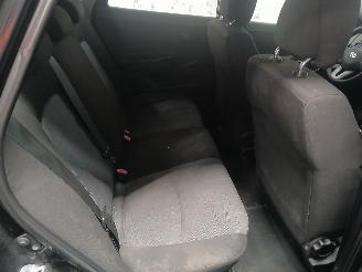 Kia Cee d Cee'd Sporty Wagon (EDF) Combi 1.4 16V (G4FA) [66kW]  (07-2009/12-2012=
) picture 10