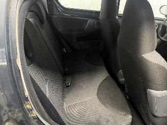 Toyota Aygo Aygo (B10) Hatchback 1.0 12V VVT-i (1KR-FE) [50kW]  (07-2005/05-2014) picture 12