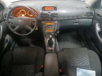 Toyota Avensis Avensis Wagon (T25/B1E) Combi 2.0 16V VVT-i D4 (1AZFSE) [108kW]  (04-2=
003/11-2008) picture 12