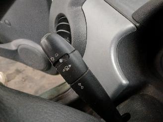 Peugeot Partner Partner Combispace MPV 1.6 16V (TU5JP4(NFU)) [80kW]  (07-2001/03-2008)= picture 13