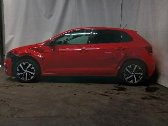 Volkswagen Polo Polo VI (AW1) Hatchback 5-drs 1.0 MPi 12V (CHYC) [48kW]  (06-2017/02-2=
020) picture 4