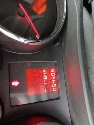 Opel Meriva Meriva MPV 1.4 16V Ecotec (A14XER(Euro 5)) [74kW]  (06-2010/03-2017) picture 2