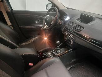 Renault Mégane Megane III Berline (BZ) Hatchback 5-drs 1.5 dCi 110 (K9K-657) [81kW]  =
(02-2009/02-2016) picture 9