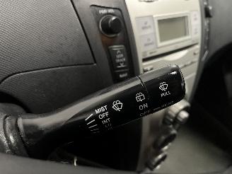 Toyota Yaris Yaris II (P9) Hatchback 1.3 16V VVT-i (2SZFE) [64kW]  (08-2005/11-2010=
) picture 18