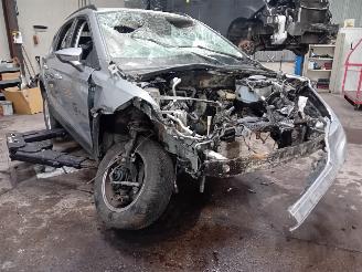 Seat Arona Arona (KJX) SUV 1.0 TSI 12V (DUSB) [70kW]  (07-2017/...) picture 2