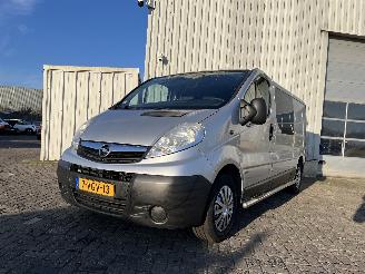 damaged passenger cars Opel Vivaro Vivaro Van 2.0 CDTI (M9R-780) [84kW]  (08-2006/07-2014) 2010/3