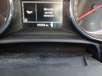 Opel Astra Astra K Hatchback 5-drs 1.0 Turbo 12V (B10XFT(Euro 6)) [77kW]  (10-201=
5/12-2022) picture 2