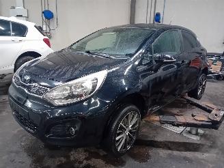 Uttjänta bilar auto Kia Rio Rio III (UB) Hatchback 1.2 CVVT 16V (G4LA5) [63kW]  (09-2011/12-2017) 2012/3