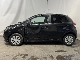 Peugeot 108 108 Hatchback 1.0 12V (1KRFE(CFB)) [51kW]  (05-2014/...) picture 3