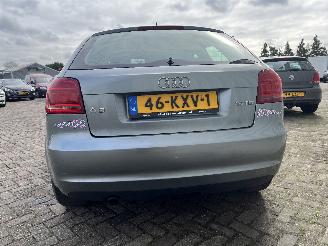 Audi A3 A3 (8P1) Hatchback 3-drs 1.6 TDI 16V (CAYC) [77kW]  (05-2009/08-2012) picture 6