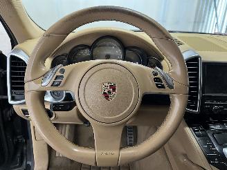 Porsche Cayenne Cayenne II (92A) SUV 3.0 S E-Hybrid 24V (MCG.FA) [306kW]  (05-2011/05-=
2017) picture 22