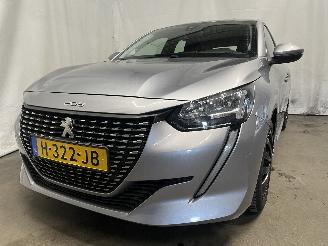 Vaurioauto  passenger cars Peugeot 208 208 II (UB/UH/UP) Hatchback 5-drs 1.2 Vti 12V PureTech 75 (EB2FAD(HMH)=
) [55kW]  (06-2019/...) 2020/2