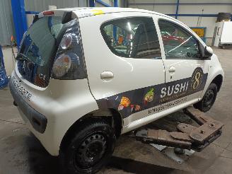 Citroën C1 C1 Hatchback 1.0 12V (1KR-FE) [50kW]  (06-2005/...) picture 3