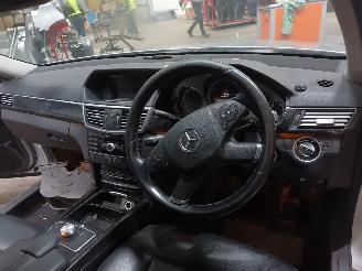 Mercedes E-klasse E (W212) Sedan E-220 CDI 16V BlueEfficiency (OM651.924) [120kW]  (01-2=
009/...) picture 5