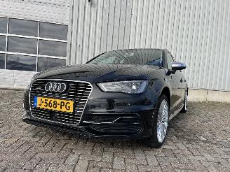 Schadeauto Audi A3 A3 Sportback (8VA/8VF) Hatchback 5-drs 1.4 TFSI 16V e-tron (CUKB(Euro =
6)) [150kW]  (05-2014/10-2020) 2016/7